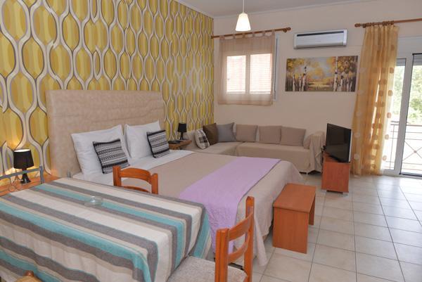 Mideia Hotel Livadeia Luaran gambar