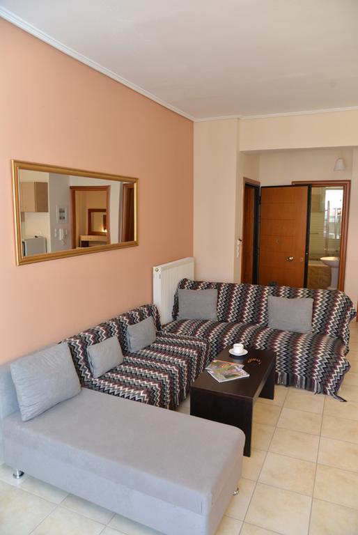 Mideia Hotel Livadeia Luaran gambar