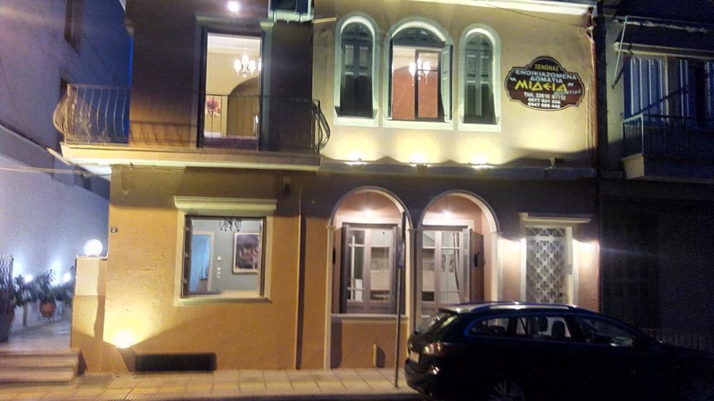 Mideia Hotel Livadeia Luaran gambar